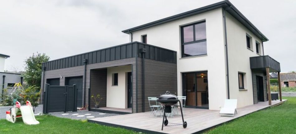 Réalisation Natilia : construction d’une maison à étage contemporaine à Quincampoix (76) 