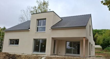 Maison ossature bois à Rambouillet : vivre au vert dans une maison familiale durable