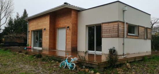 Maison neuve à Saint-Yzan-de-Soudiac, Nouvelle-Aquitaine