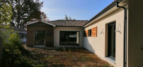 Maison neuve à La Lande-de-Fronsac, Nouvelle-Aquitaine